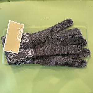 Michael Kors Argyle MK Logo Monogram Knit Gloves Charcoal Gray NEW